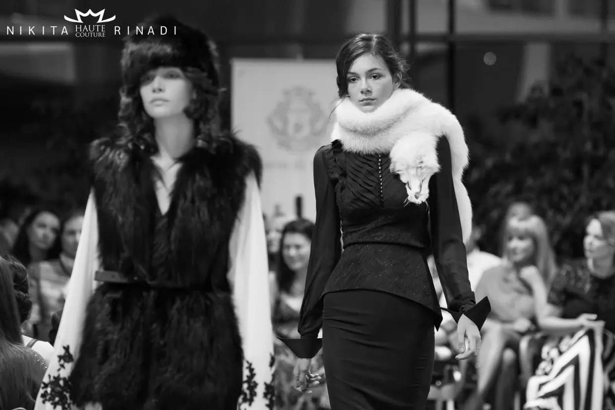  Nikita Rinadi Haute Couture, Din Inima Chisinau Fashion Night   Nikita Rinadi Haute Couture, Din Inima Chisinau Fashion Night   Nikita Rinadi Haute Couture, Din Inima Chisinau Fashion Night   Nikita Rinadi Haute Couture, Din Inima Chisinau Fashion Night