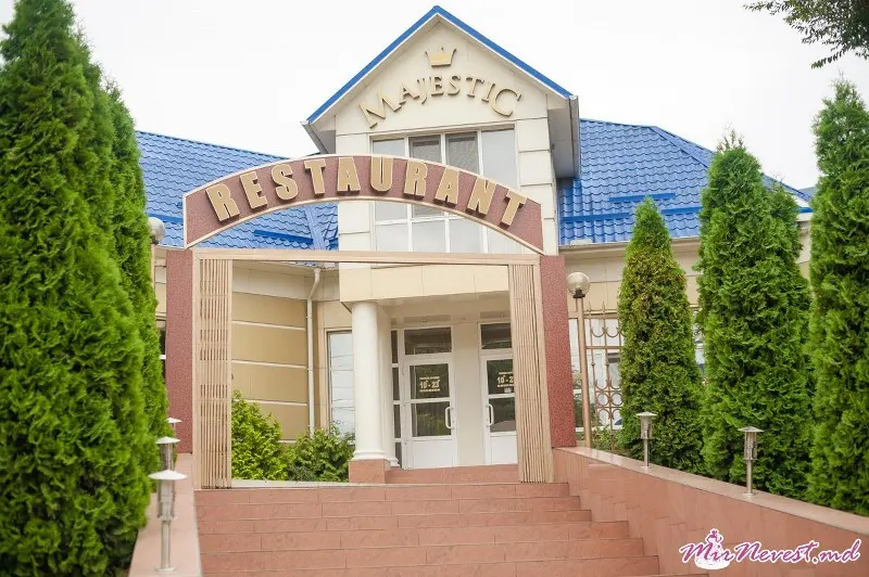 Restaurant Majestic in Chișinau